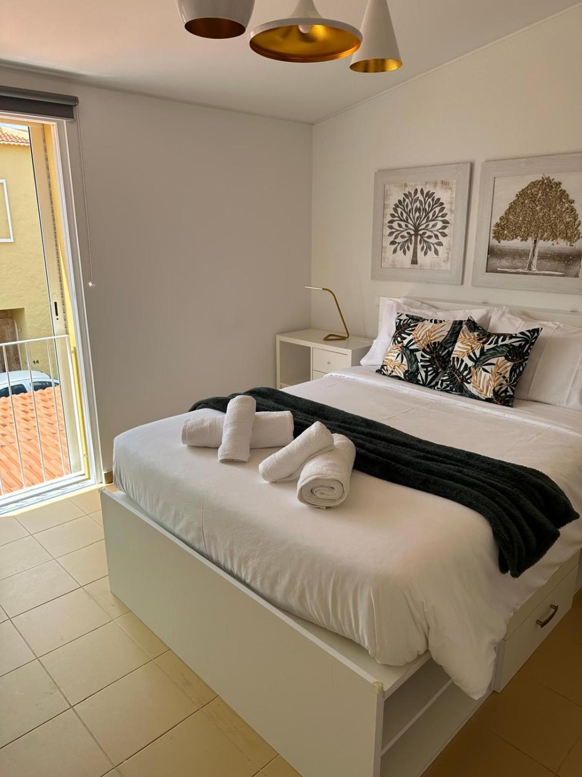 Golden Beach House Порту-Санту Экстерьер фото